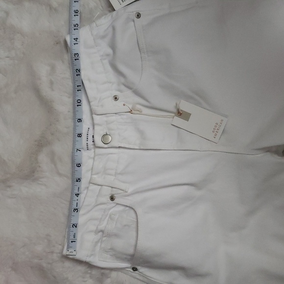 NWT Good American White 90s Distressed Jeans Size 6 - Picture 12 of 14